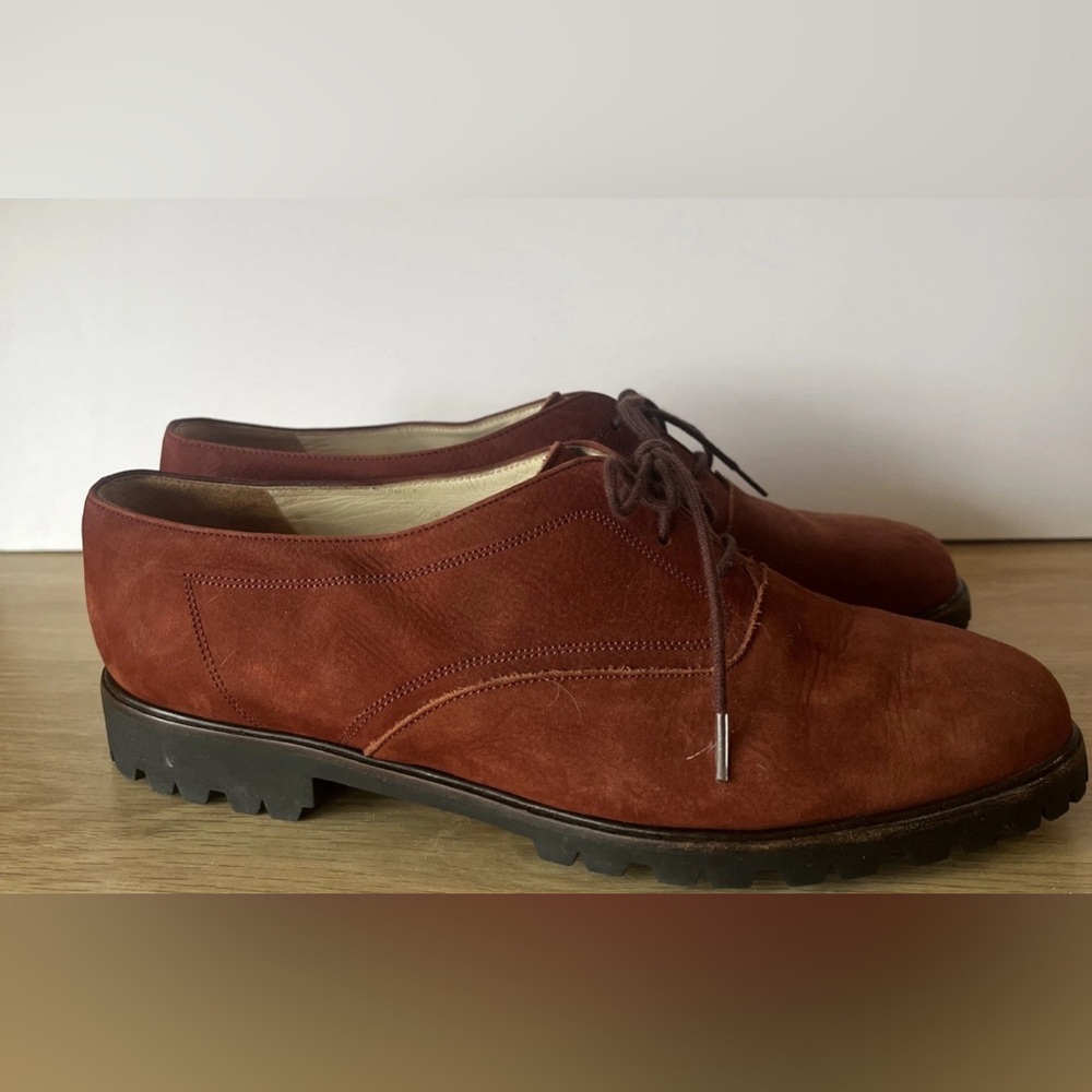 Gorgeous Bally Cognac Suede Leather Oxford Loafers. Unworn.  EU 6.5/ Size US 8.